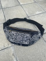 BANDANA REMAKE PAISLEY FANNY PACK FROM US MADE BANDANA BLACK