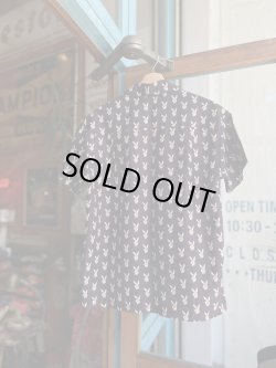画像2: 80-90s PLAYBOY RABBIT HEAD DESIGN POLYESTER SHIRT S