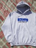 THE DELUXE SUPPLY LOGO HOODIE GRAY