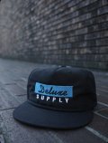 THE DELUXE SUPPLY LOGO NYLON CAP BLACK