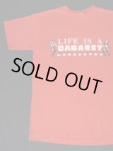 画像: LIFE IS A CABARET VTG T-SHIRT RED XL