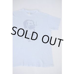画像: 70s ZIG ZAG MAN SMOKE STAIN PRINT VTG T-SHIRT LIGHT BLUE M