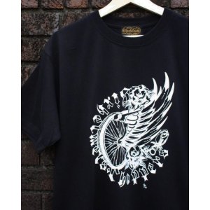 画像: SIXHELMETS CHOPPERS FLYING WHEEL T-SHIRT BLACK DRAWN BY BOULEVARD FEVER ART