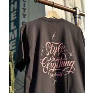 画像: SIXHELMETS “STYLE IS EVERYTHING” T-SHIRT DRAWN BY GRIMB SUMI×CAL PINK