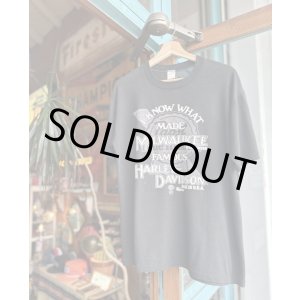 画像: VINTAGE 80s HARLEY DAVIDSON “I KNOW WHAT MADE MILWAUKEE FAMOUS T-SHIRT XL