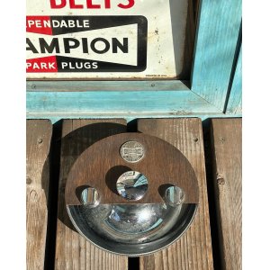 画像: VINTAGE CHAMPION SPARK PLUGS ASHTRAY