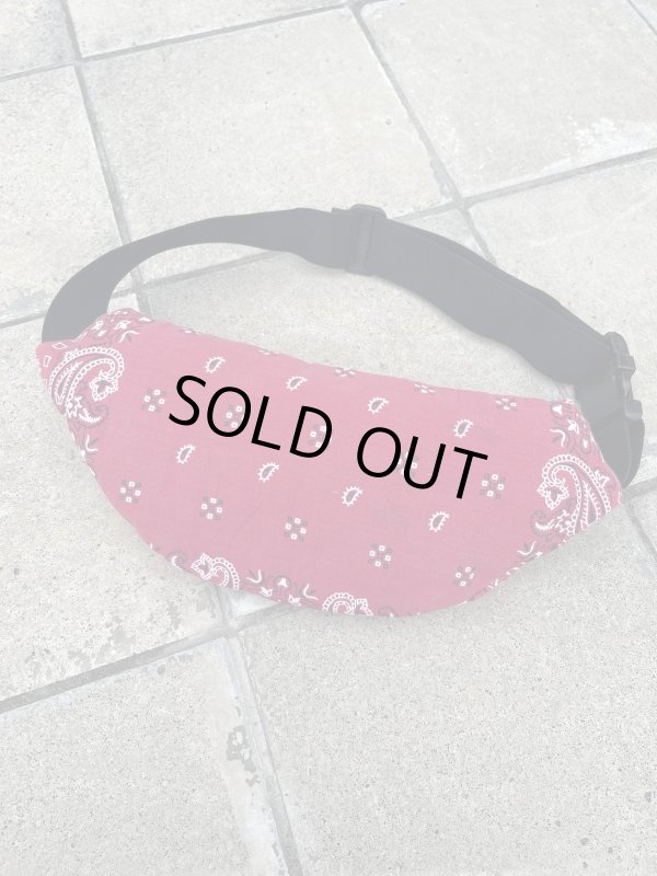画像2: BANDANA REMAKE PAISLEY FANNY PACK FROM US MADE BANDANA RED