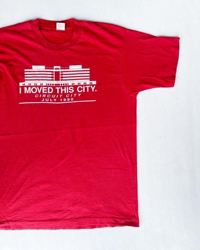 画像1: I MOVED THIS CITY CIRCUIT CITY VTG T-SHIRT RED XL