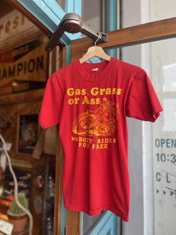 画像1: 80s MOTORCYCLE GAS GRASS OR ASS NOBODY RIDES FO FREE VTG T-SHIRT RED S