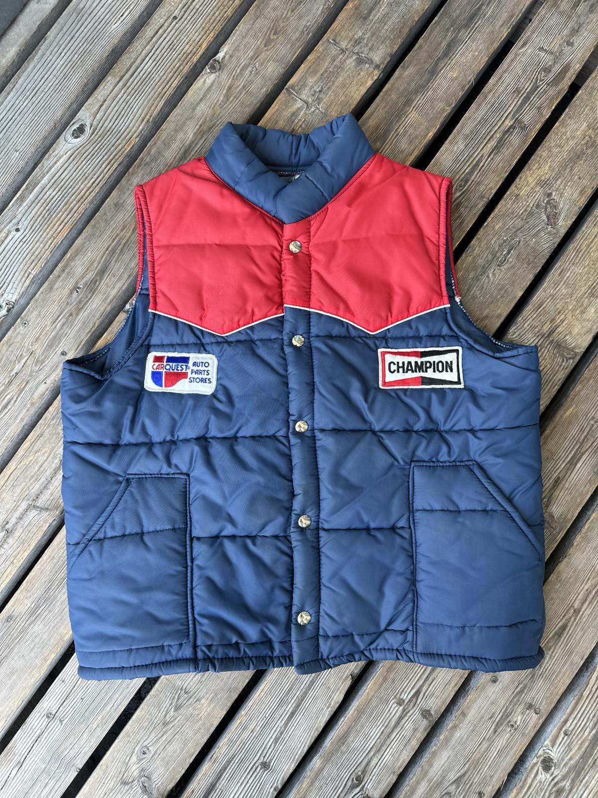 画像1: VINTAGE 70s CHAMPION SPARK PLUGS×CAR QUEST PUFFY RACING VEST L