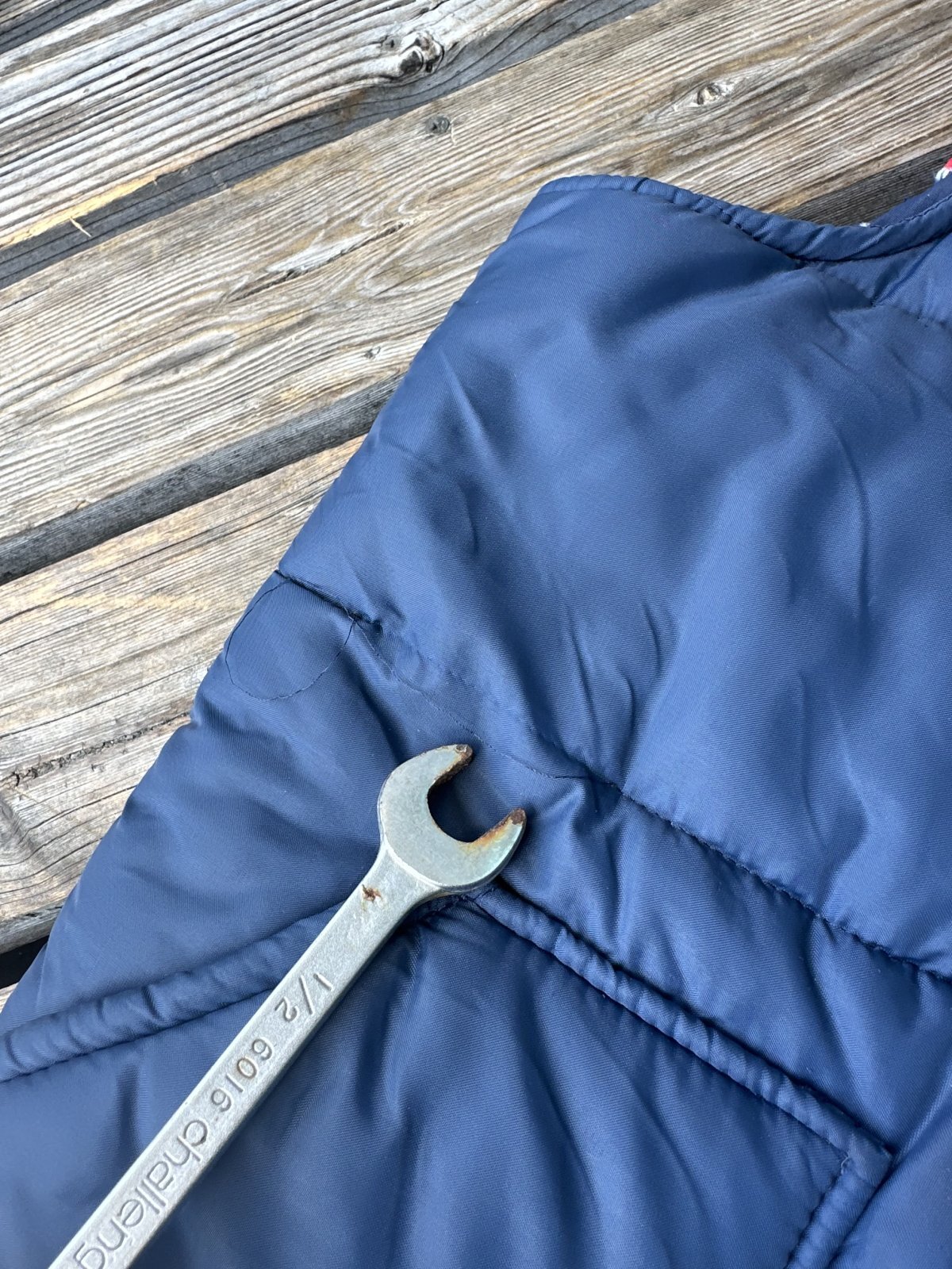 画像4: VINTAGE 70s CHAMPION SPARK PLUGS×CAR QUEST PUFFY RACING VEST M