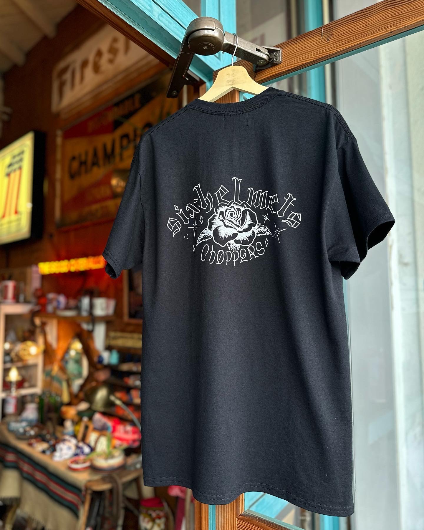 画像1: SIXHELMETS CHOPPERS ROSA T-SHIRT DRAWN BY BOULEVARD FEVER ART  BLACK